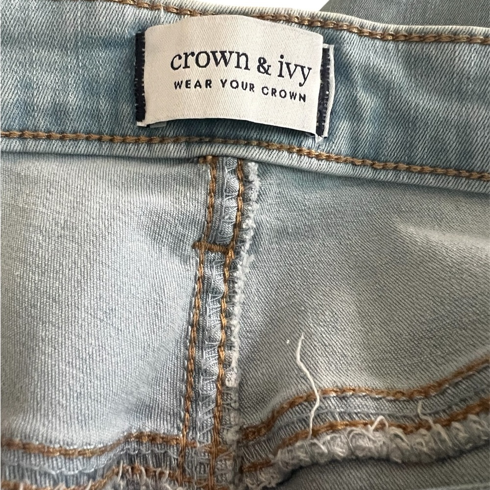 Crown & ivy light blue jeans - Picture 5 of 6